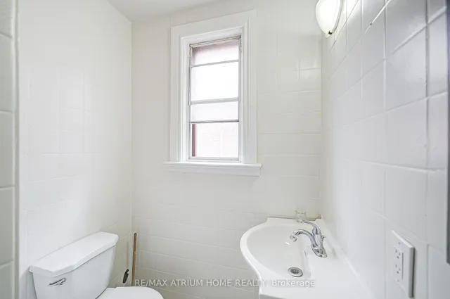 Additional image 28 of 1000 Dundas St