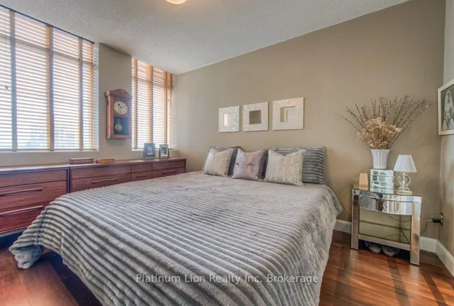 Additional image 45 of 36 James St Unit 1102