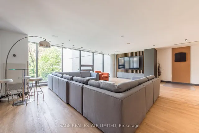 Additional image 37 of 281 Mutual St Unit 605