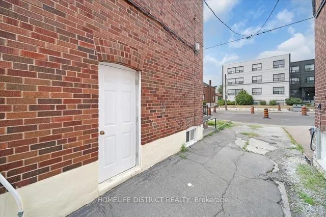 Additional image 33 of 2055 Eglinton Ave