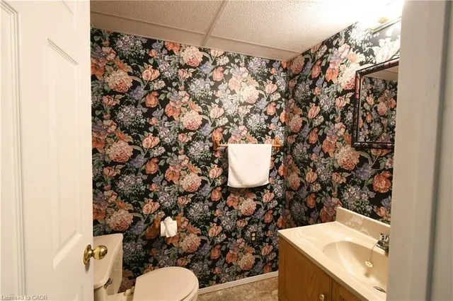 Additional image 33 of 91 Twentyplace Blvd