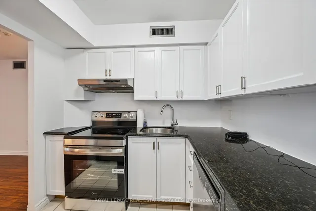 Additional image 11 of 55 Centre Ave Unit 703