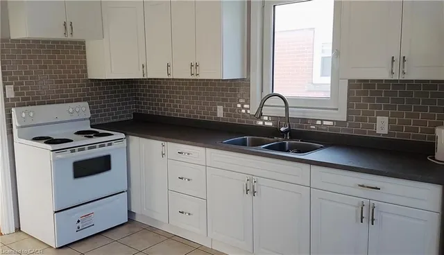 Additional image 3 of 15 Mericourt Rd