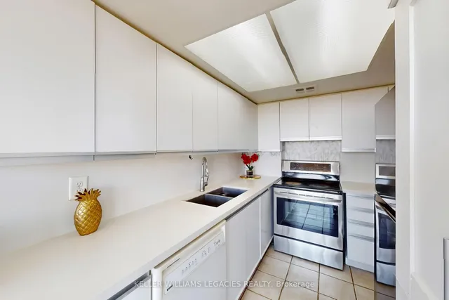 Additional image 27 of 10 Markbrook Lane Unit 1603