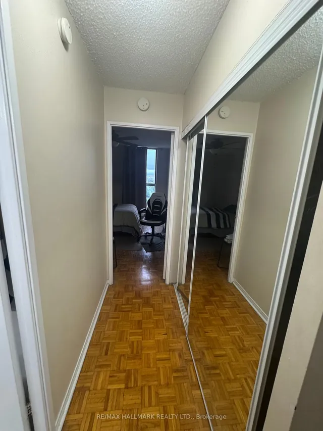 Additional image 8 of 4645 Jane St Unit 1207