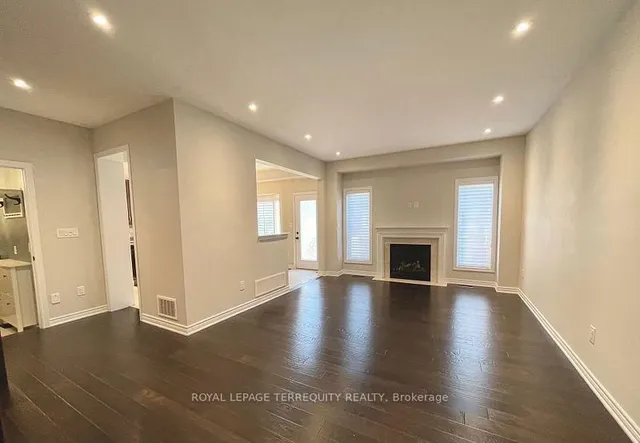 Additional image 16 of 4605 Keystone Cres