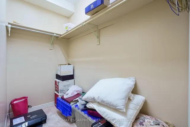 Additional image 27 of 416 LIMERIDGE Rd Unit 213