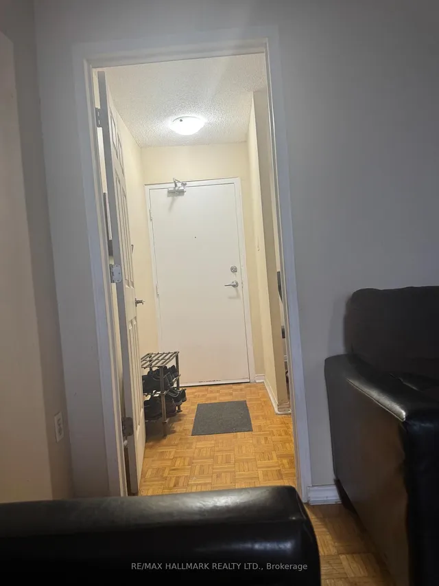 Additional image 4 of 4645 Jane St Unit 1207