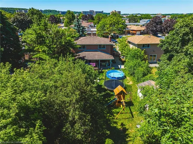 Additional image 29 of 49 Pinard St