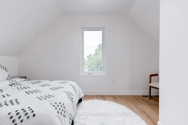 Additional image 26 of 8 Whitfield Ave