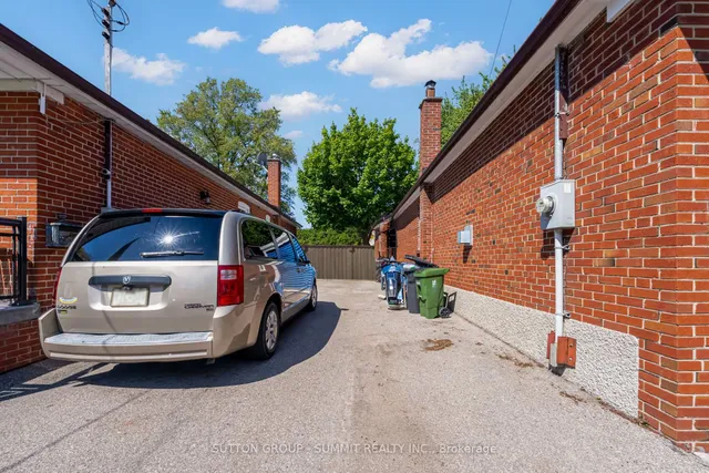 Additional image 42 of 47 Rayside Dr