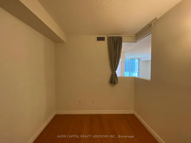 Additional image 24 of 801 Bay St Unit 902