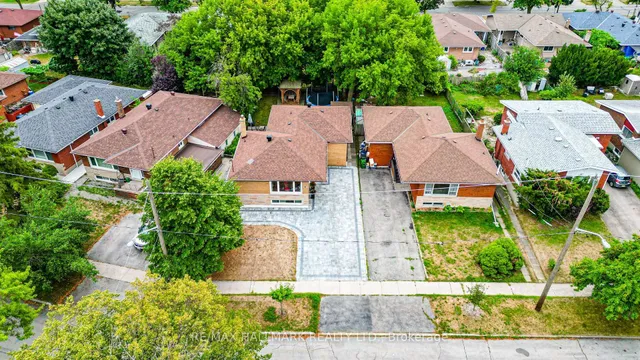 Additional image 10 of 16 Araman Dr