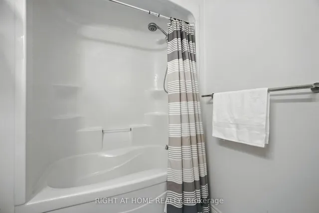 Additional image 25 of 3 Bloom Cres