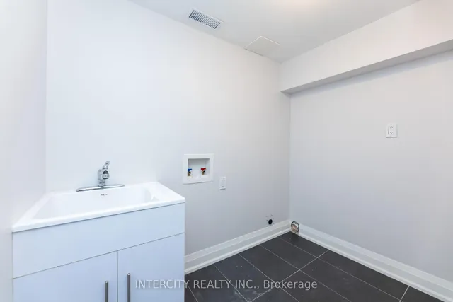 Additional image 43 of 19 Marowyne Dr