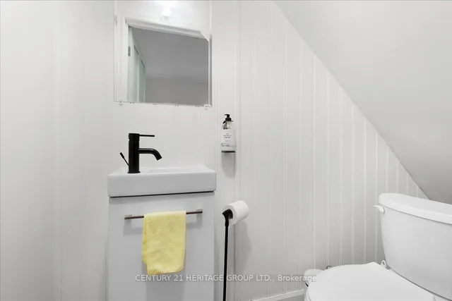 Additional image 17 of 40 Emerald St