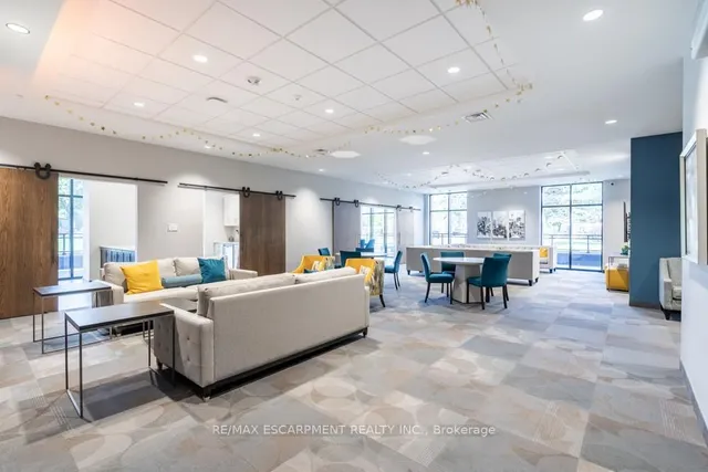 Additional image 35 of 30 Hamilton St Unit 213