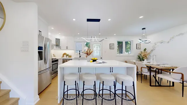 Additional image 8 of 38 Cresthaven Dr