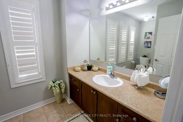 Additional image 29 of 19 Teal Crest Circ