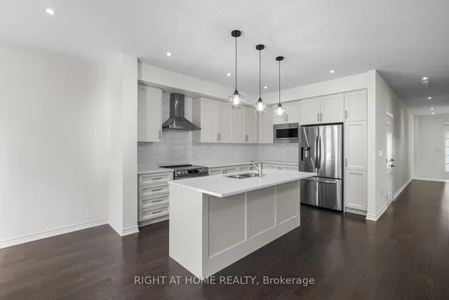 Additional image 11 of 471 Bergamot Ave