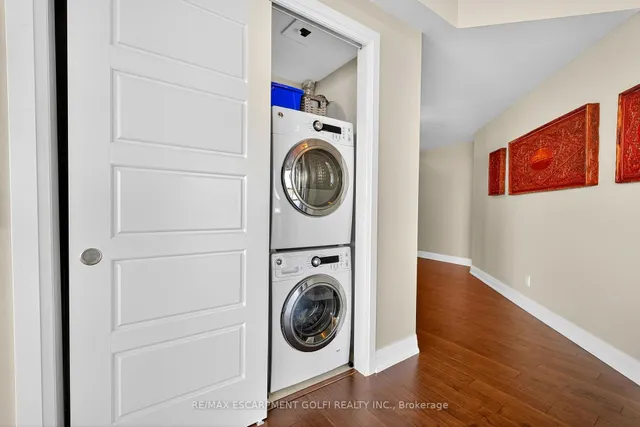 Additional image 32 of 2025 MARIA St Unit 1506