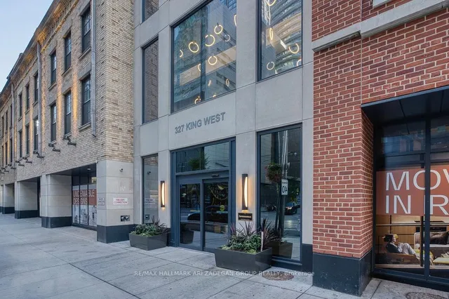 Additional image 19 of 327 King St Unit 1408