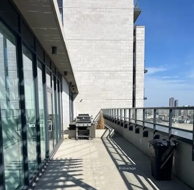 Additional image 4 of 2800 KEELE St Unit 409