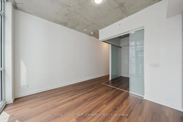 Additional image 12 of 210 Simcoe St Unit 1902