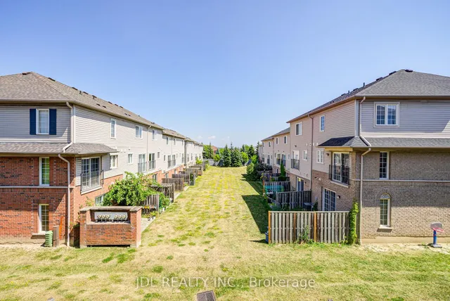 Additional image 26 of 4950 Albina Way Unit 81