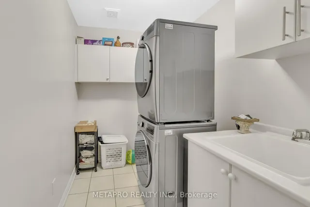 Additional image 17 of 20 Templeton Crt