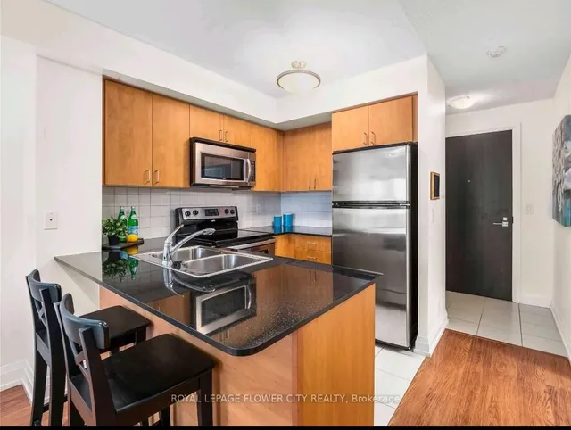 Additional image 8 of 1070 Sheppard Ave Unit 801