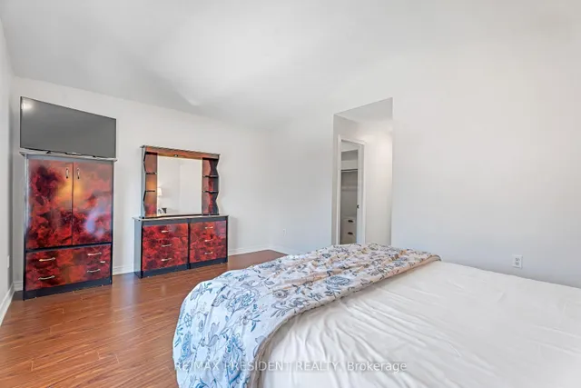 Additional image 31 of 823 Ledbury Cres