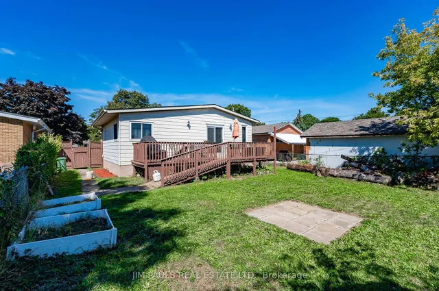 Additional image 35 of 67 Deschene Ave