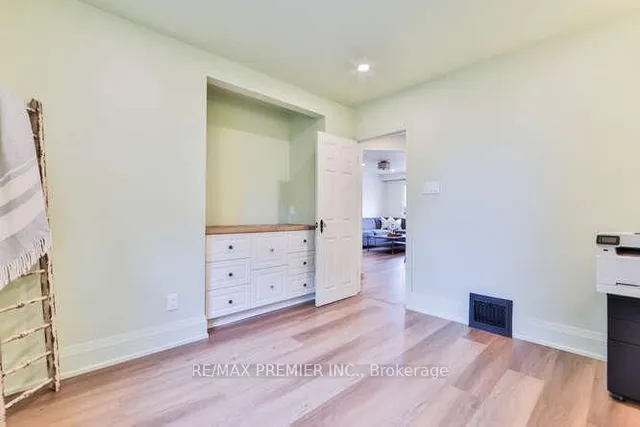 Additional image 31 of 1223 Glencairn Ave