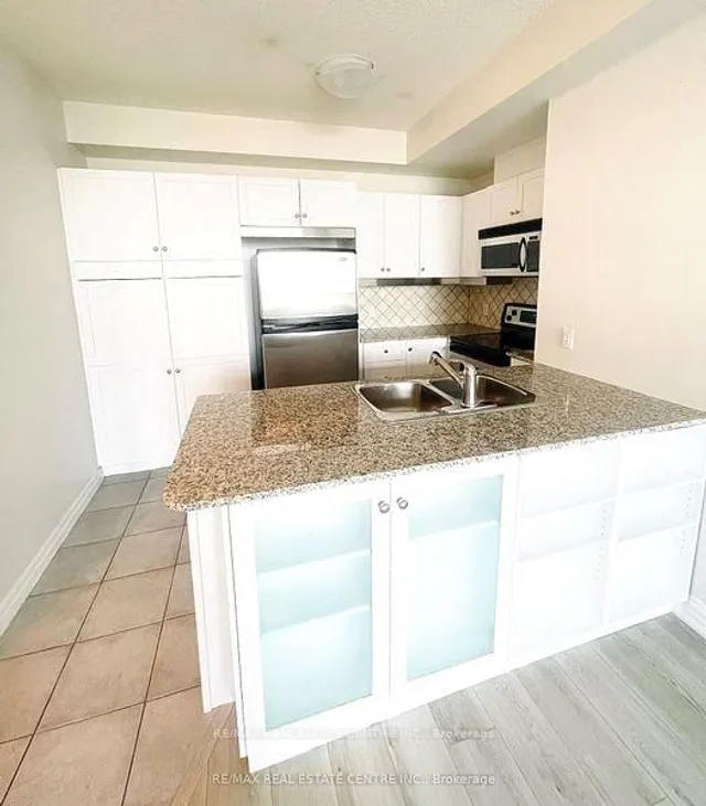 Additional image 6 of 1359 Rathburn Rd Unit 1901