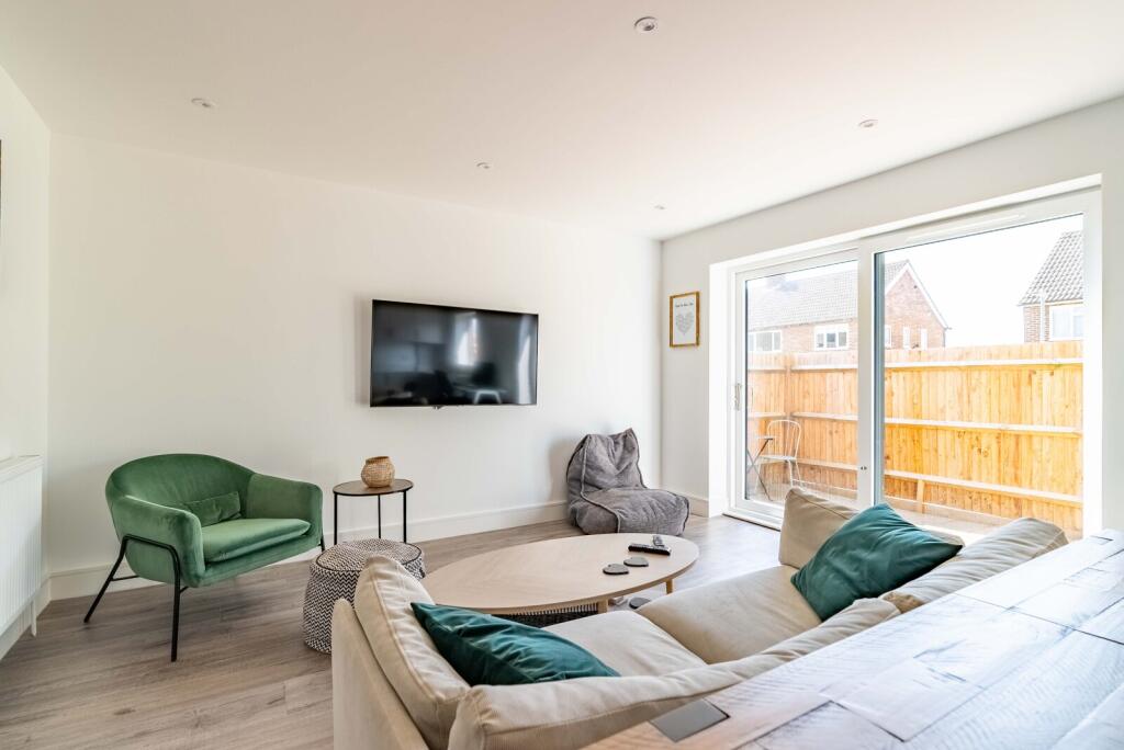 Additional image 7 of High Street, London Colney, St. Albans, Hertfordshire, AL2