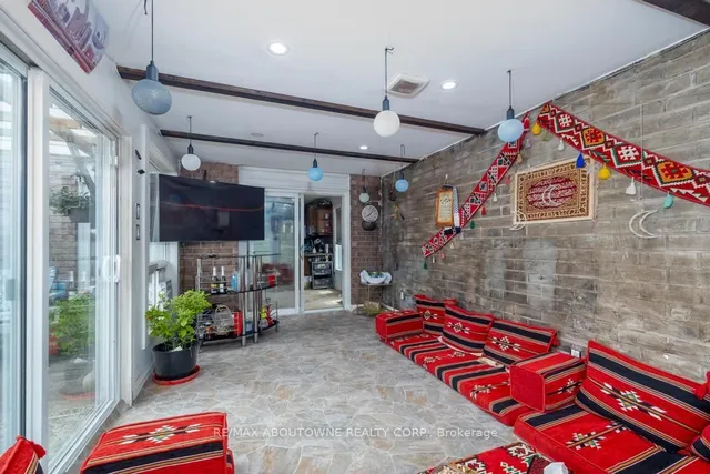 Additional image 25 of 14 SABLE Dr