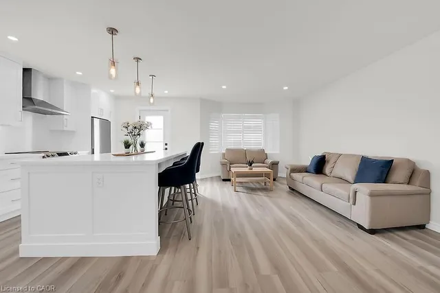 Additional image 10 of 515 Upper James St