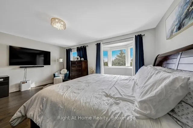 Additional image 33 of 5255 Guildwood Way Unit 48