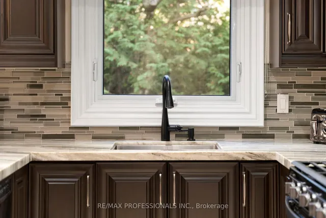 Additional image 9 of 1 Trillium Terr