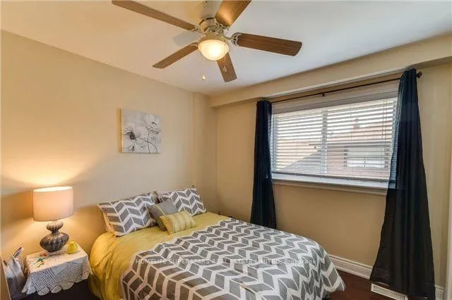 Additional image 6 of 1413 Safeway Cres