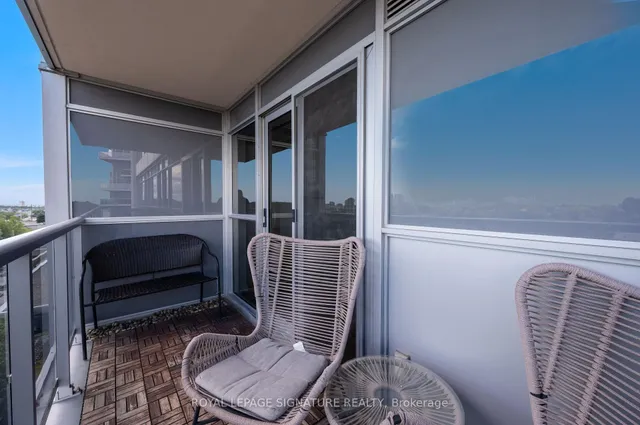 Additional image 21 of 181 Village Green Sq Unit 921