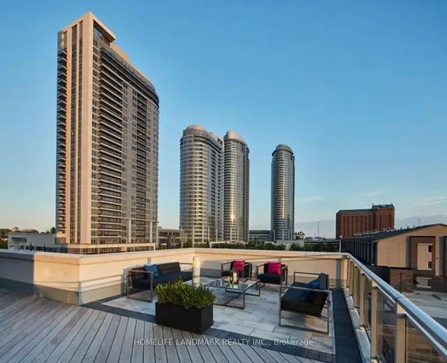 Additional image 20 of 275 Village Green Sq Unit 2618