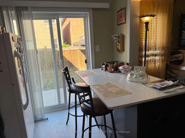 Additional image 34 of 124 Heartleaf Cres