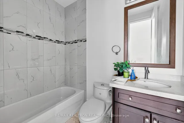 Additional image 31 of 63 Reidmount Ave