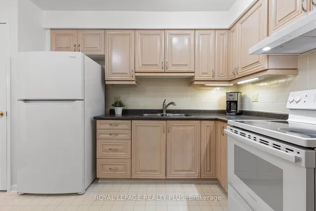 Additional image 4 of 1180 Mississauga Valley Blvd Unit 85
