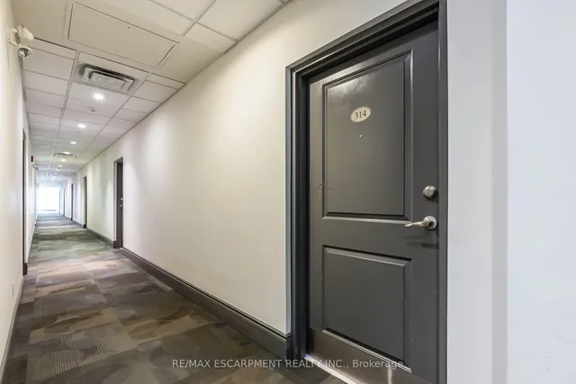 Additional image 15 of 95 WILSON St Unit 314