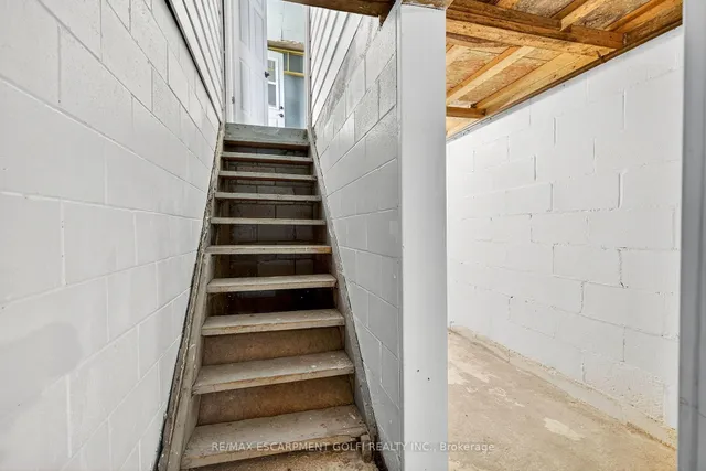 Additional image 30 of 5 WESTMORELAND Rd