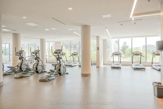 Additional image 25 of 38 Forest Manor Rd Unit 411