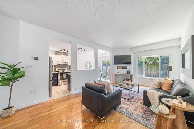 Additional image 8 of 10 LIDDYCOAT Lane Unit 4
